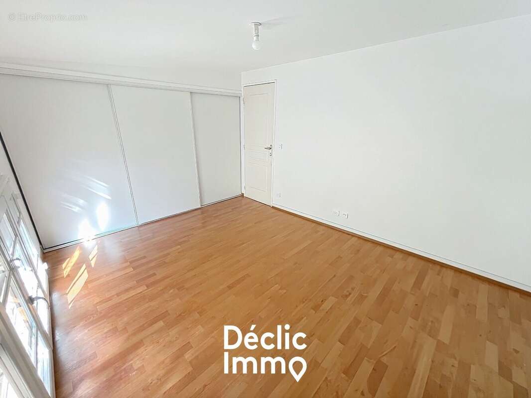 Appartement - duplex - 3 pieces - parking - piscine collective - grasse - photo 5