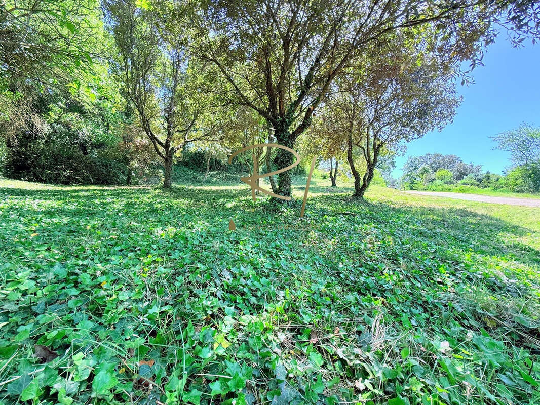 Superbe terrain à bâtir de 820 m2 avec très jolie vue - photo 2
