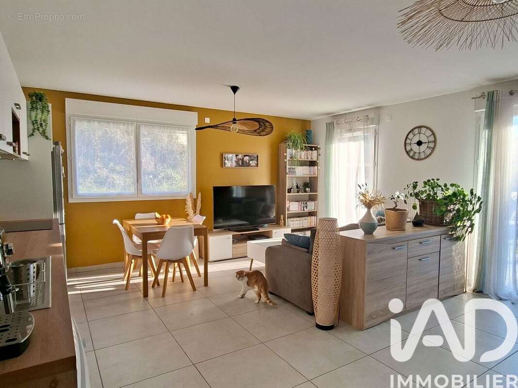 Photo 3 - Appartement à JARRIE