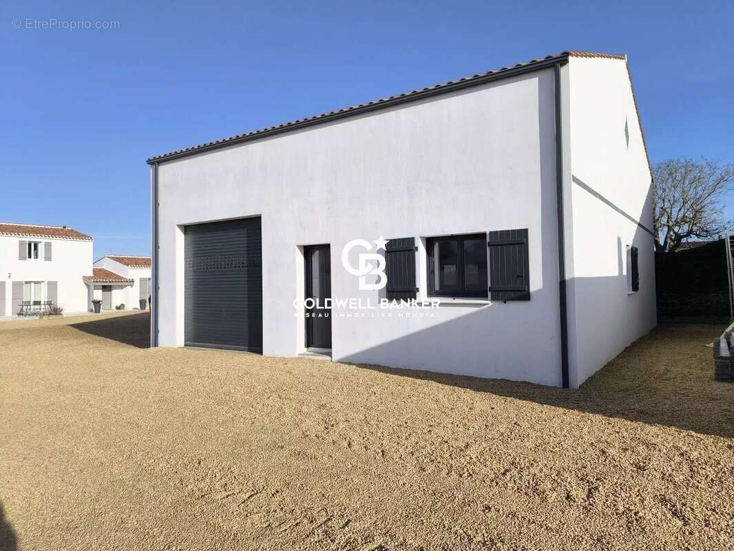 Maison à PUYRAVAULT