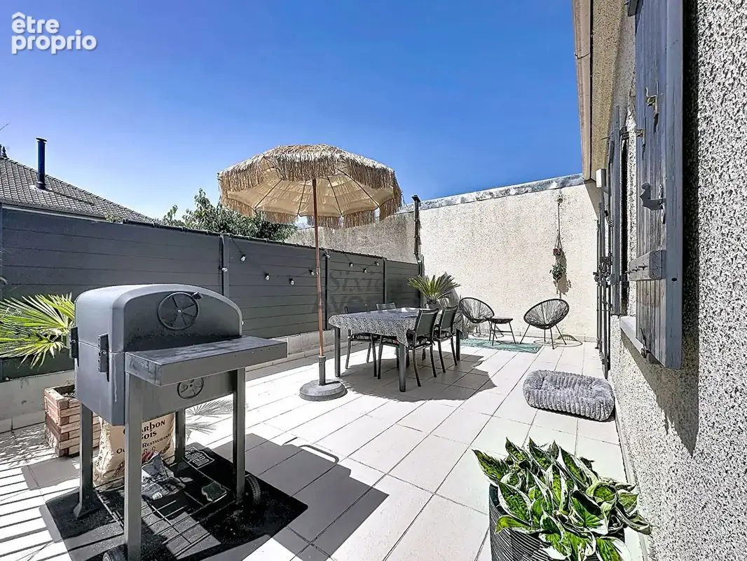 Maison  90m² - Terrasse et jardin - photo 11