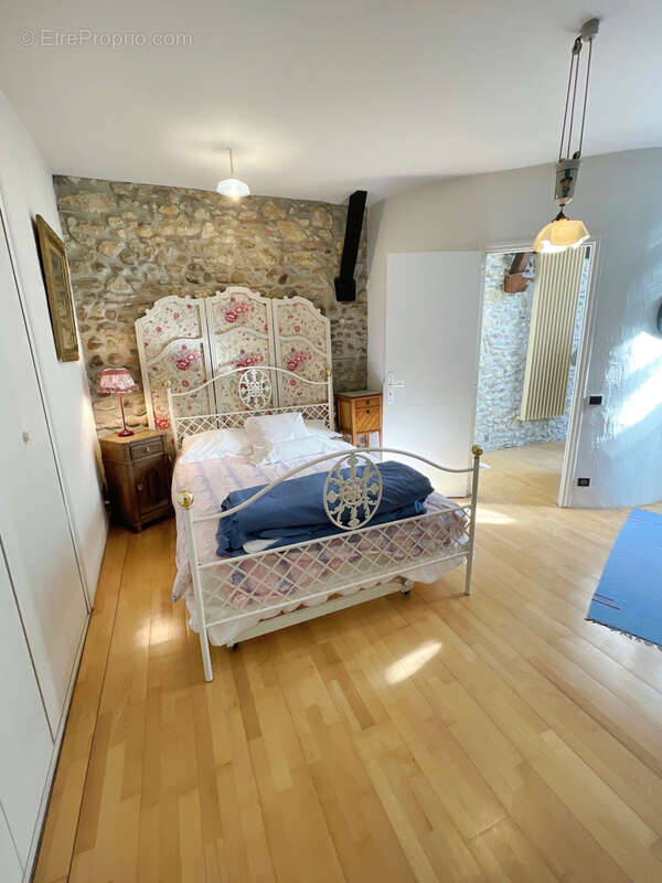 Grande maison de maître du 18ème avec dépendances - photo 9