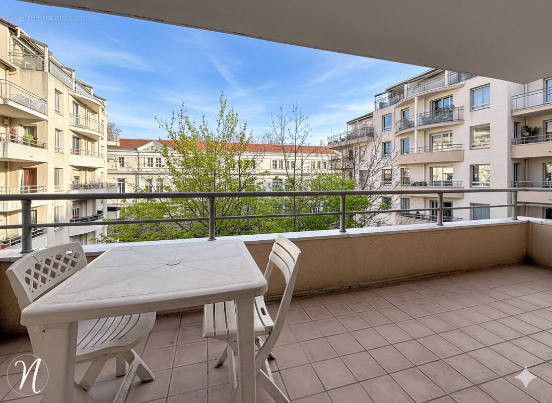Appartement à LYON-7E