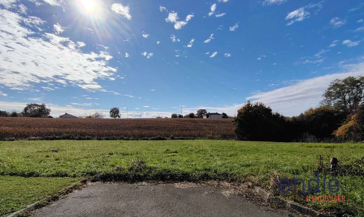 Terrain à POUDENX