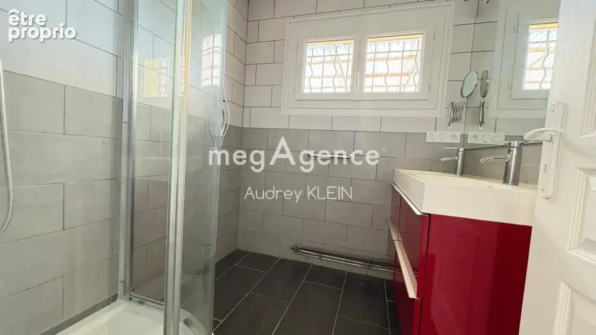 Maison lumineuse 3 chambres, grand jardin de 1 617 m² et combles aménageables - photo 9
