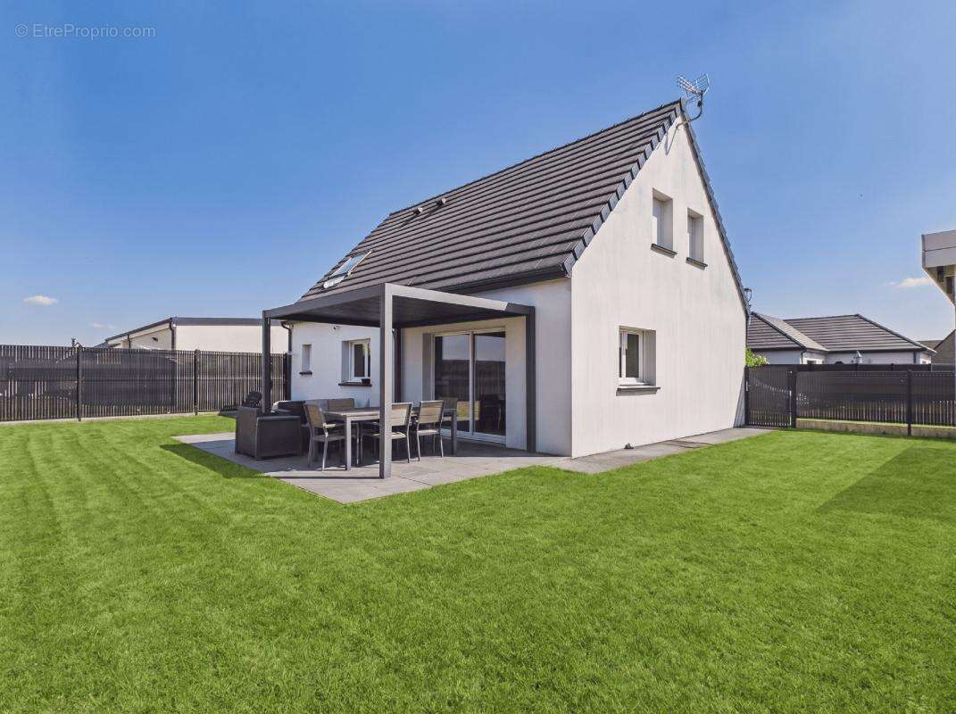 Maison 106 m² à Erre  - photo 2