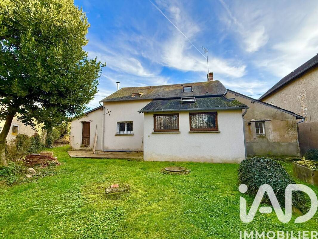 Photo 1 - Maison à ETRECHY