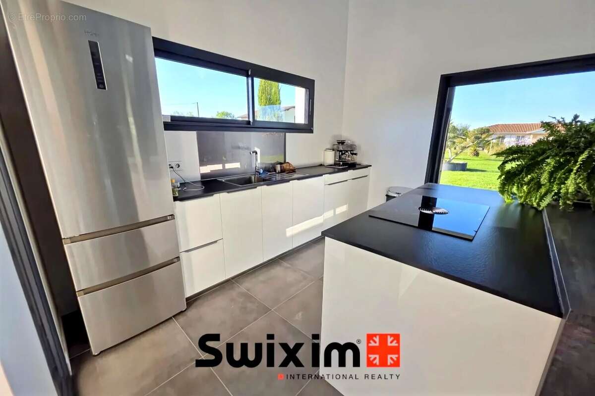 Maison à SAINT-SEURIN-DE-CADOURNE