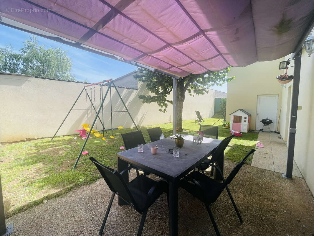Maison à CISSE