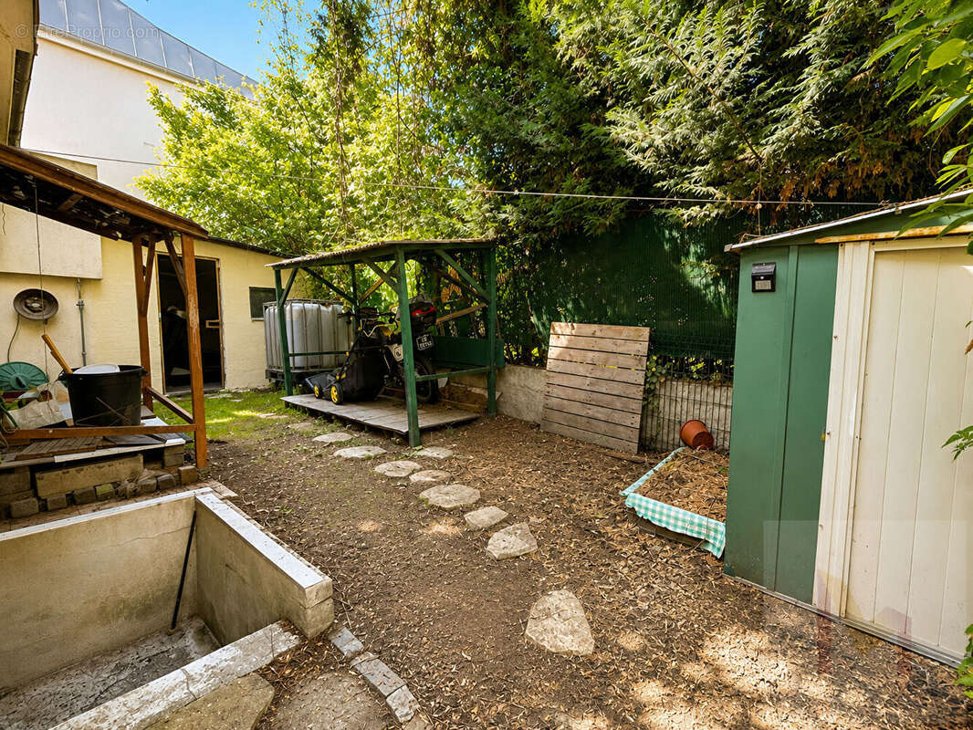 Maison à NEUILLY-SUR-MARNE