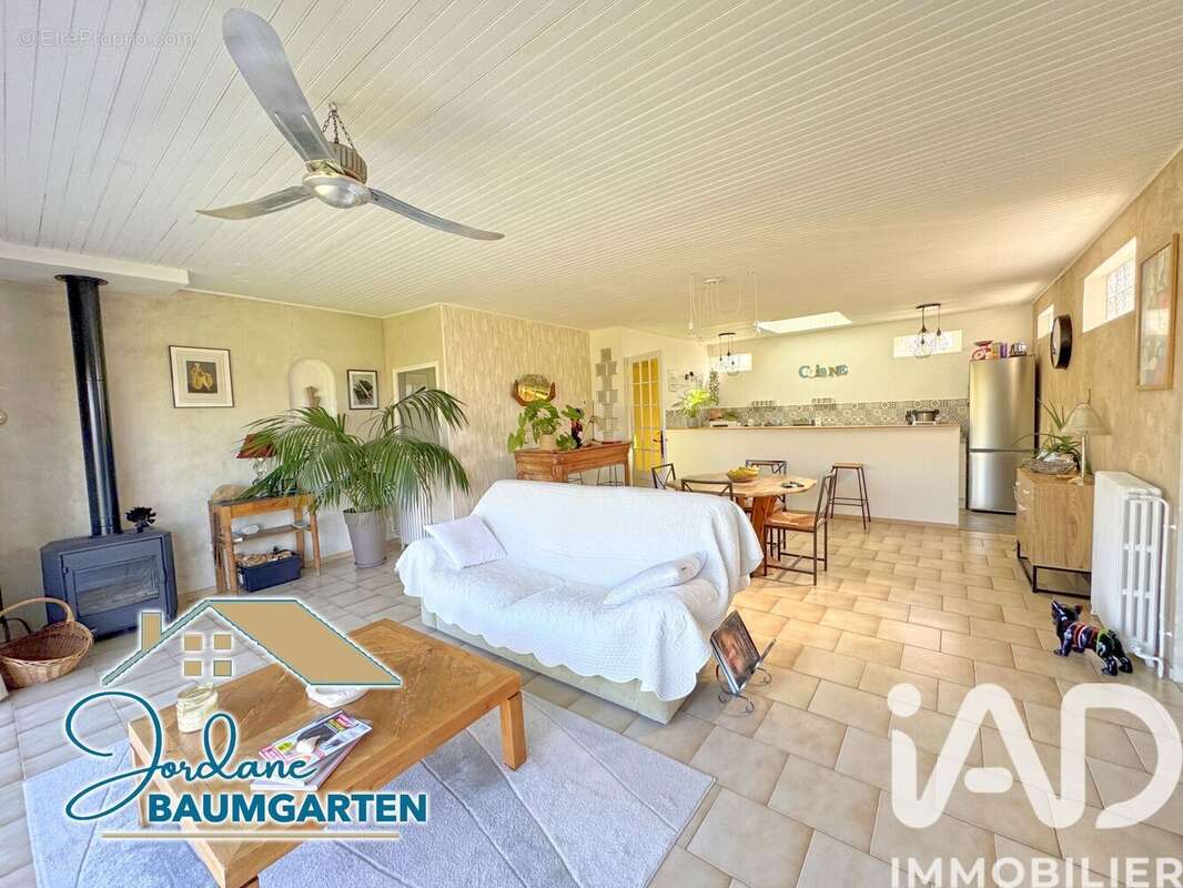 Maison 75 m² à Chenac-Saint-Seurin-D'uzet  - photo 9