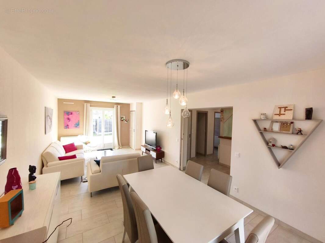Maison à CHATEAUNEUF-SUR-LOIRE