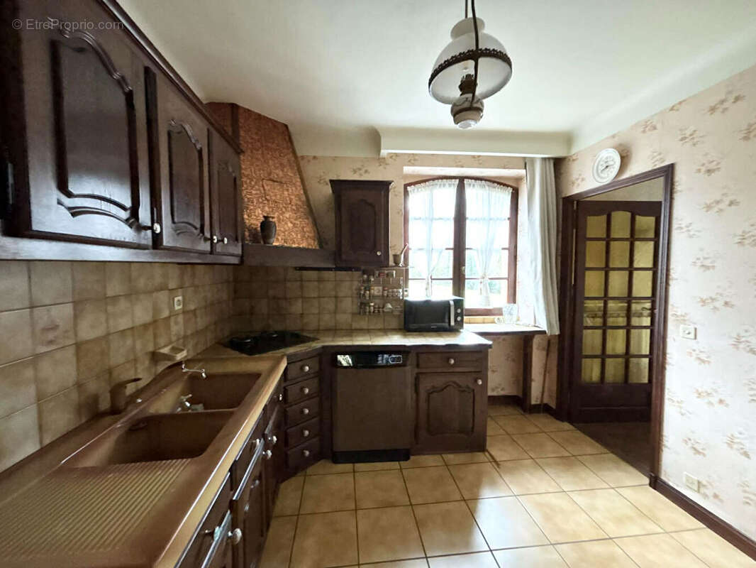 Maison à MALEMORT-SUR-CORREZE