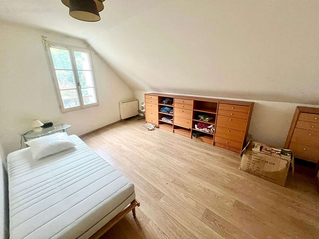 Maison à CONFLANS-SAINTE-HONORINE