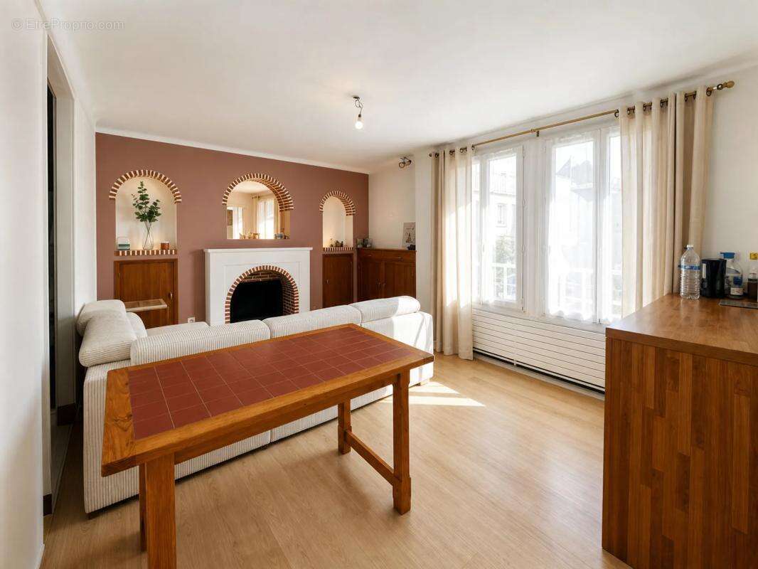 Immeuble de rapport de 130 m² à Poitiers - photo 2