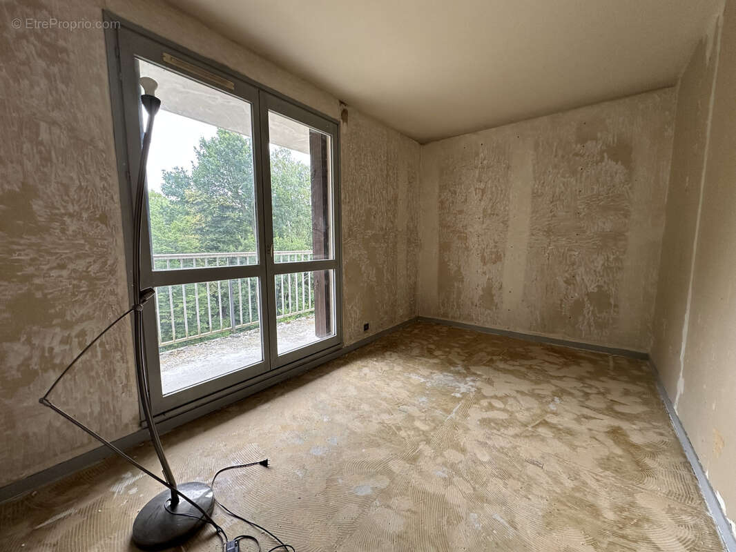 Appartement à VAIRES-SUR-MARNE