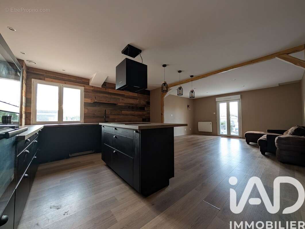 Photo 2 - Appartement à SAINT-LOUIS-DE-MONTFERRAND