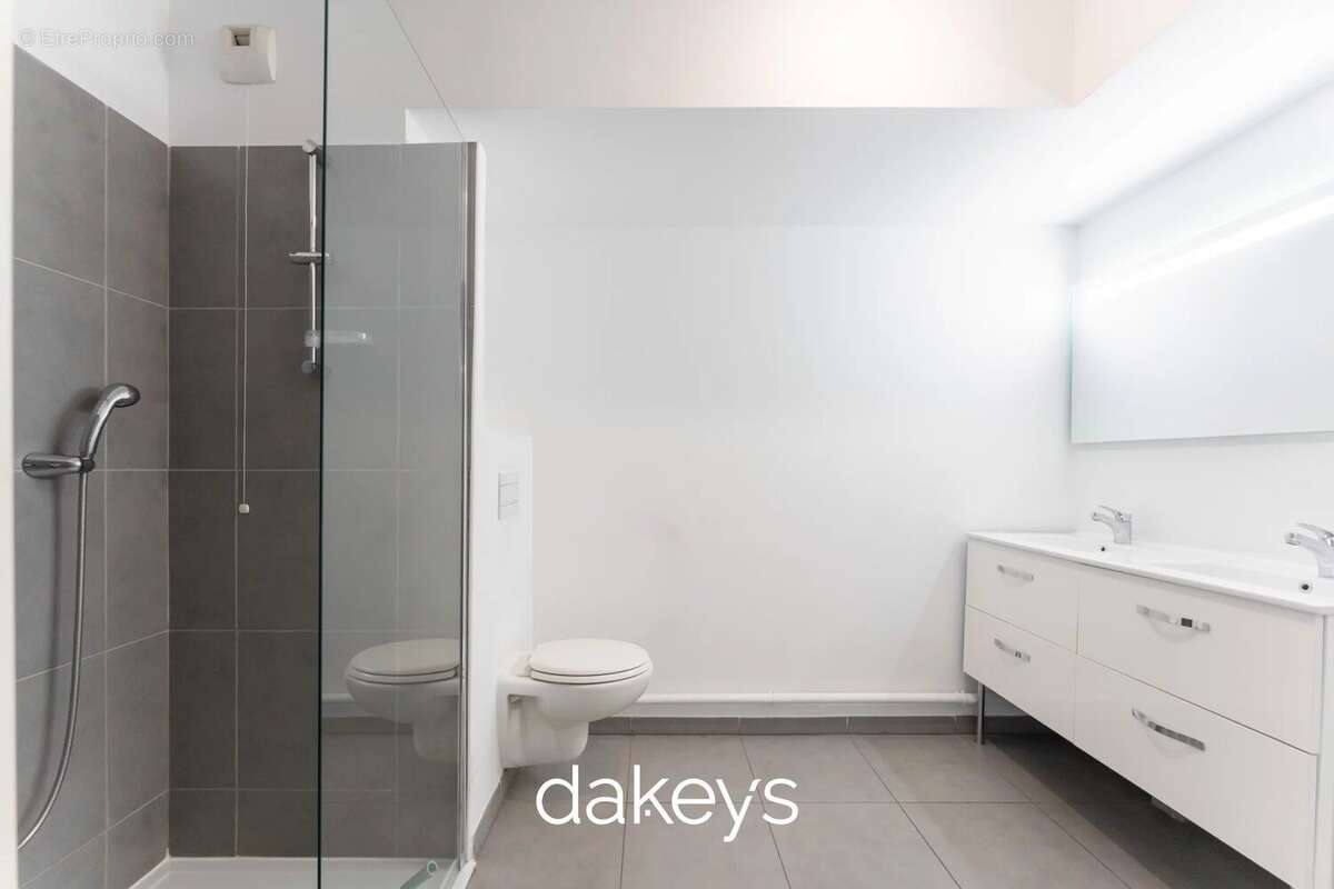 Appartement à MARSEILLE-3E