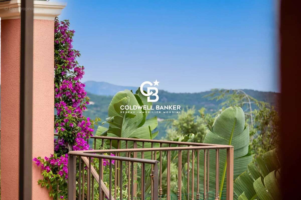 Confort, vue & authenticité et seulement 25 minutes de ST TROPEZ - photo 44