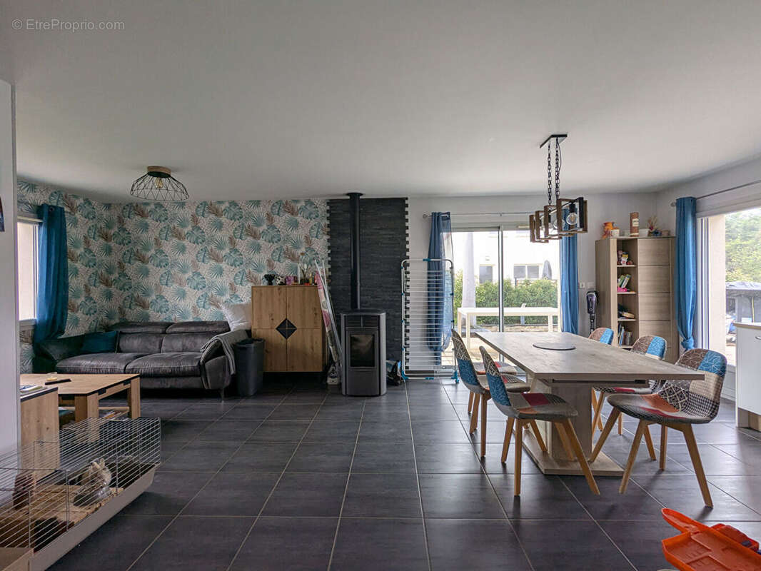 Maison à ROUVRES-EN-PLAINE