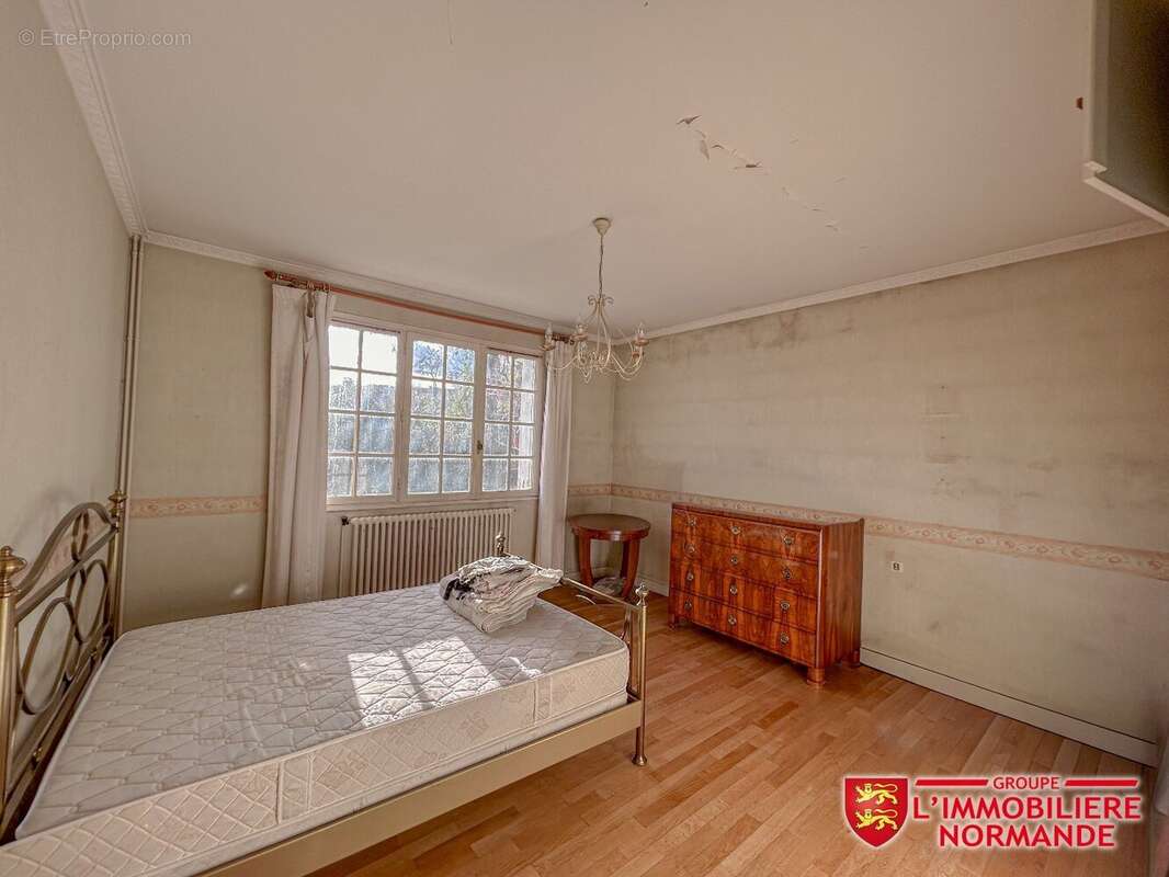 Maison à ROSNY-SUR-SEINE