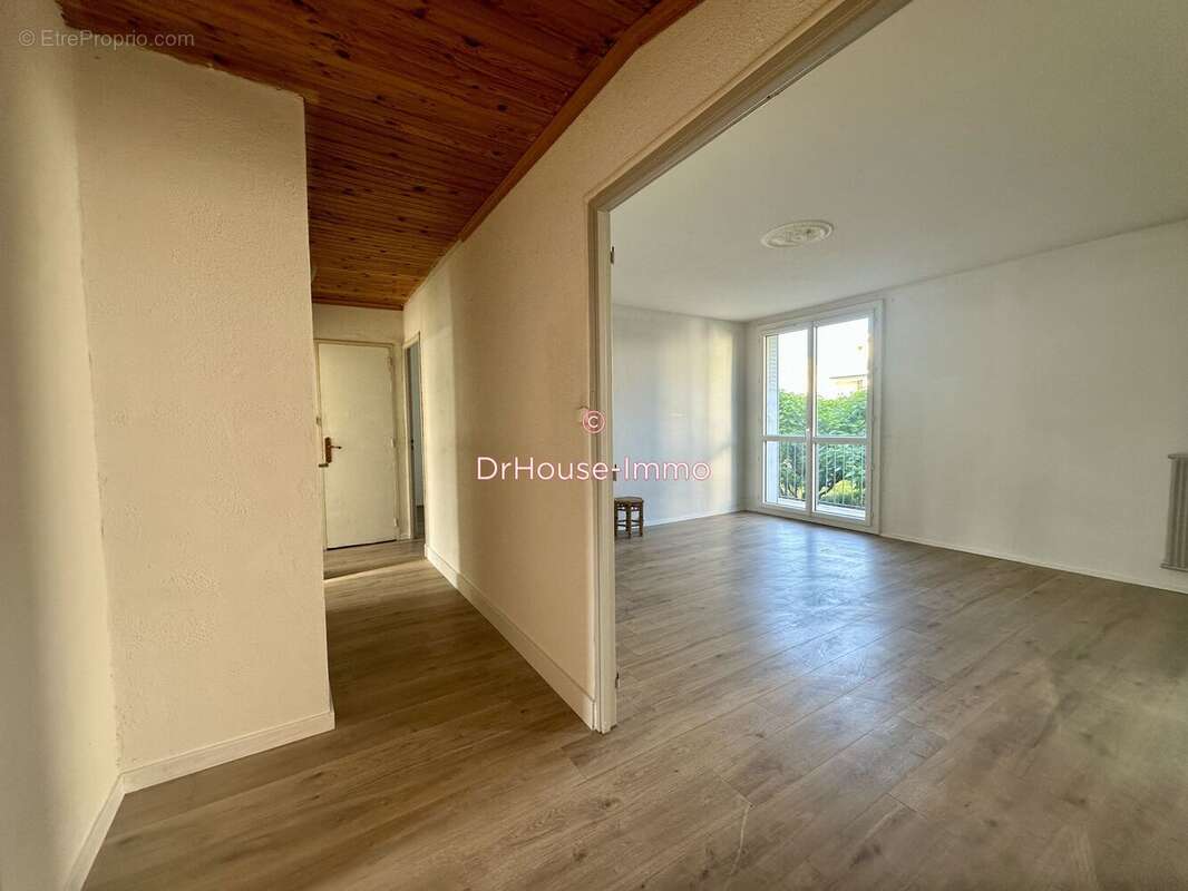 Appartement à MONTELIMAR