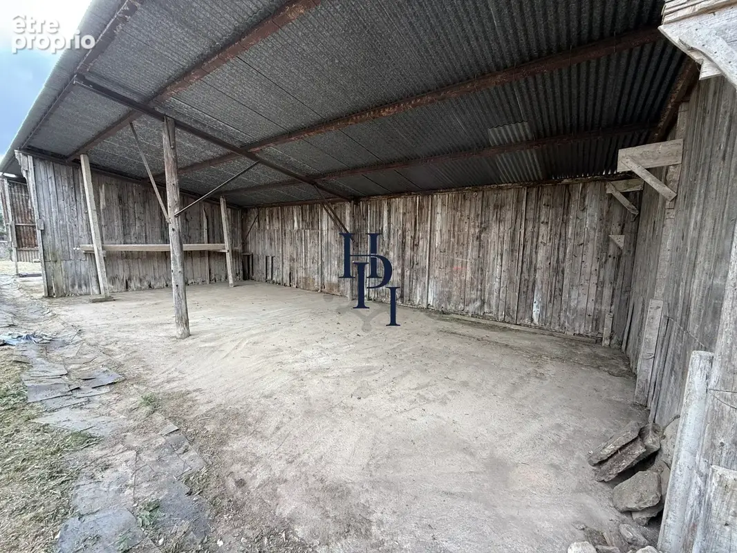 Vente dépôt avec hangar et terrain constructible Saint Affrique - photo 5