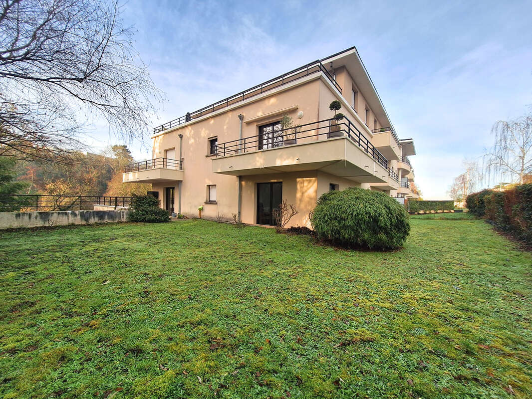 Appartement à SEGRE
