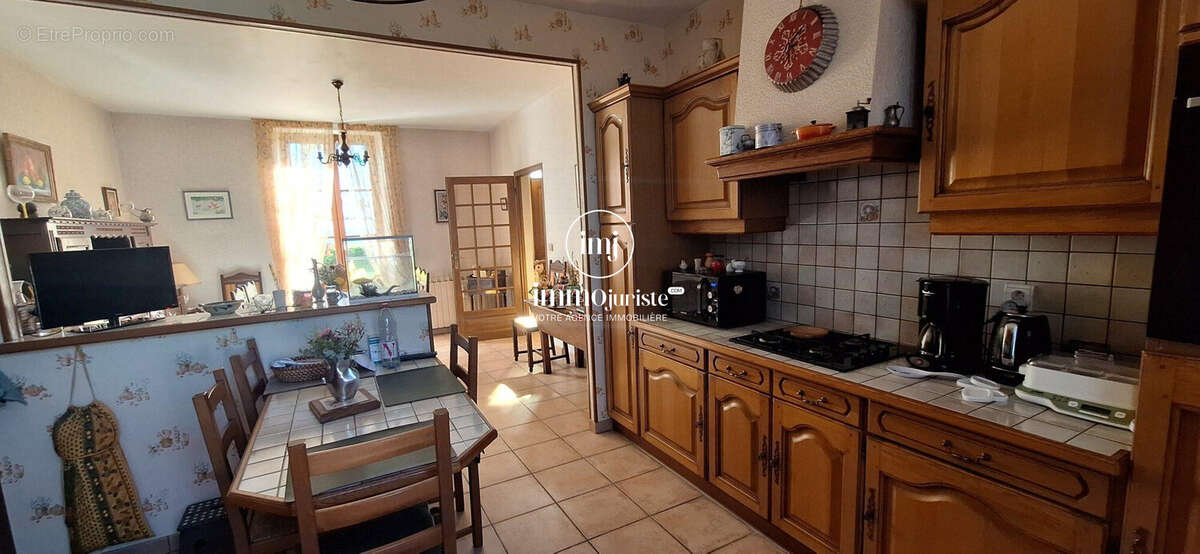 Maison à VERNEUIL-SUR-VIENNE