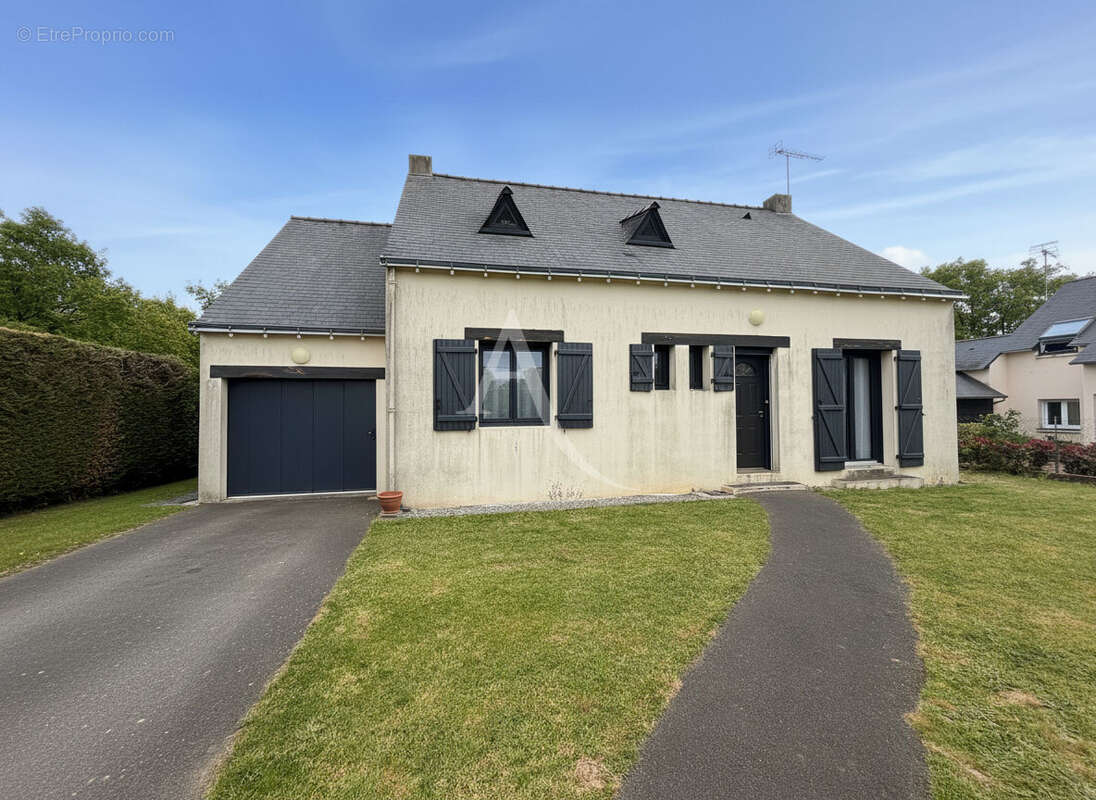 Maison à NOZAY