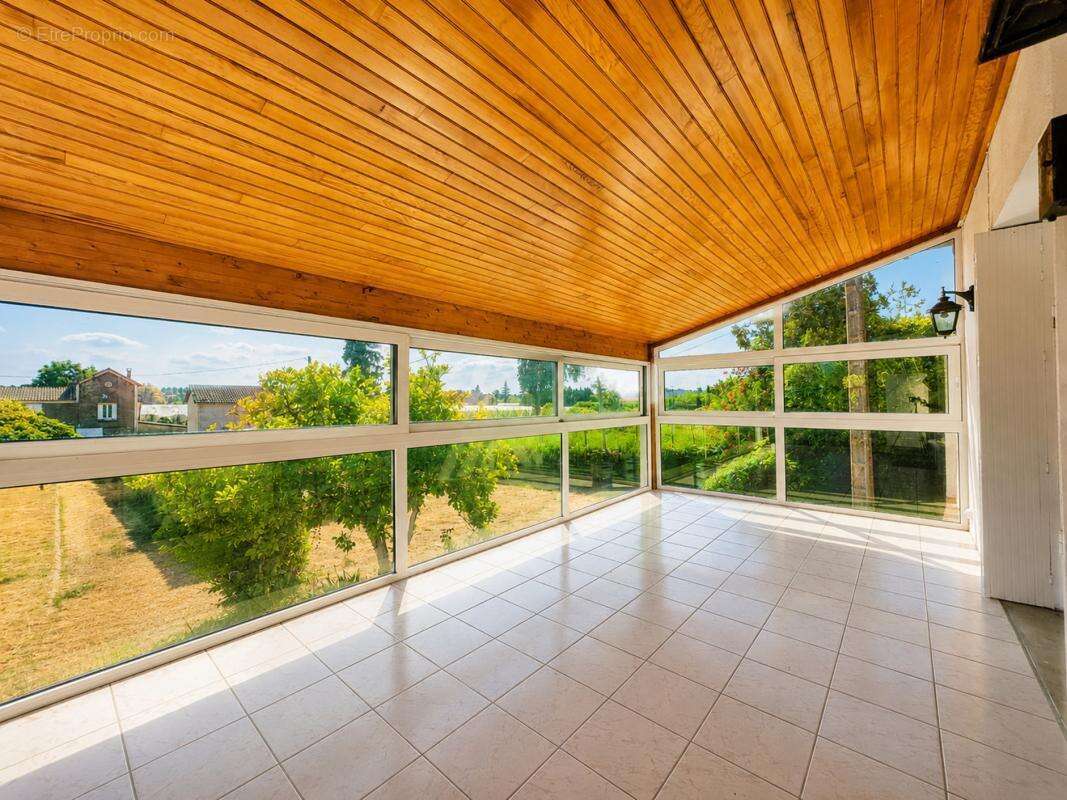 Maison 140 m² à Clermont-Dessous  - photo 5