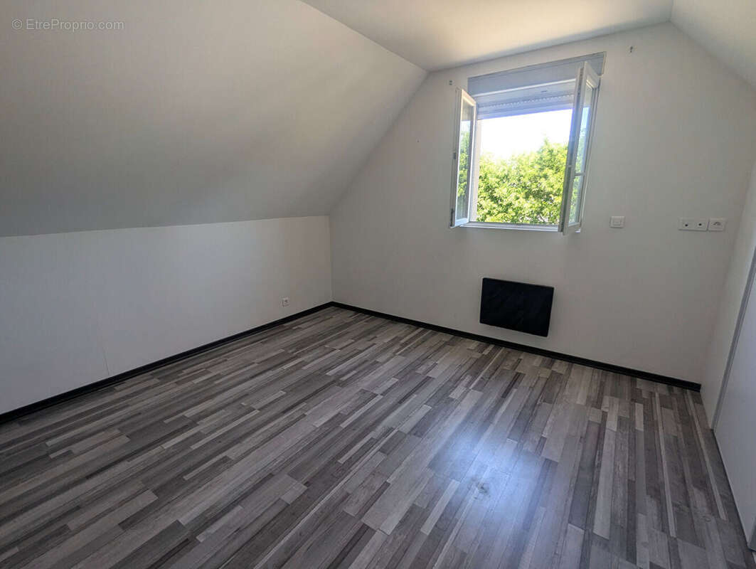 Maison Saint Eloi 4 pièce(s) 90 m2 - photo 8