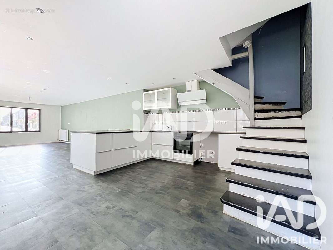 Maison 160 m² à Faremoutiers  - photo 4