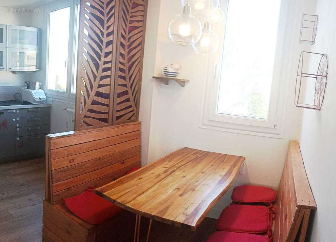 Appartement 67 m² à Versailles  - photo 4