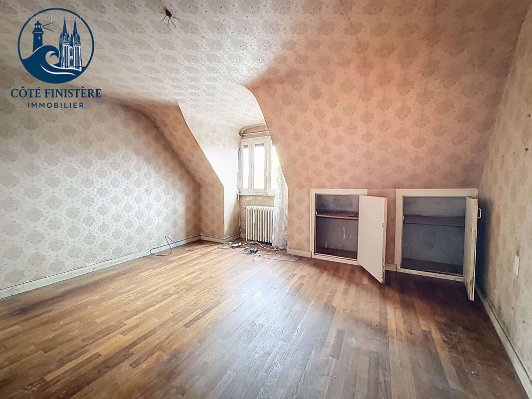 Maison à PLONEOUR-LANVERN