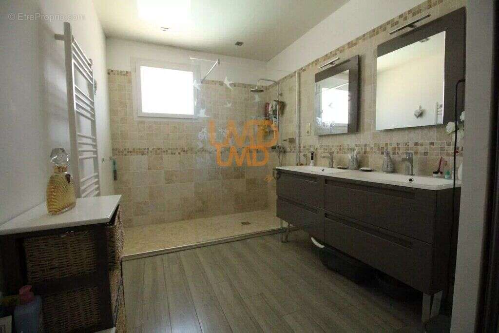 Maison à ENSUES-LA-REDONNE