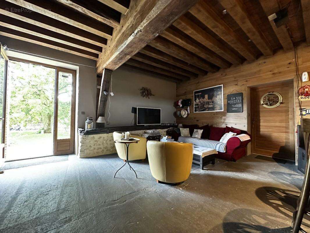 Maison à NEUILLY-SUR-EURE