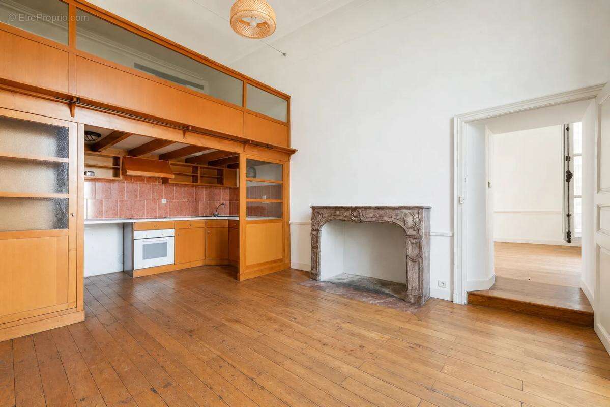 Appartement T4 spacieux avec 2 chambres - 127 m² - Nantes centre - photo 5