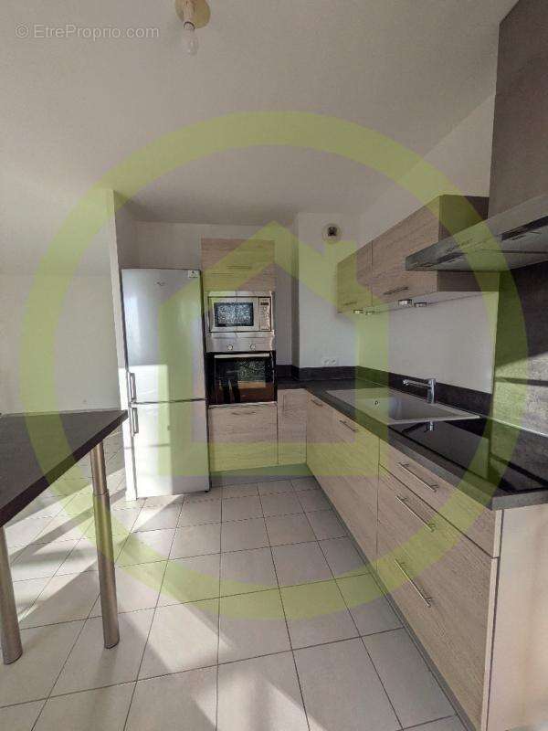 Appartement à SAINT-FARGEAU-PONTHIERRY