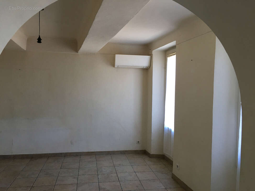 Maison à PLAN-DE-LA-TOUR