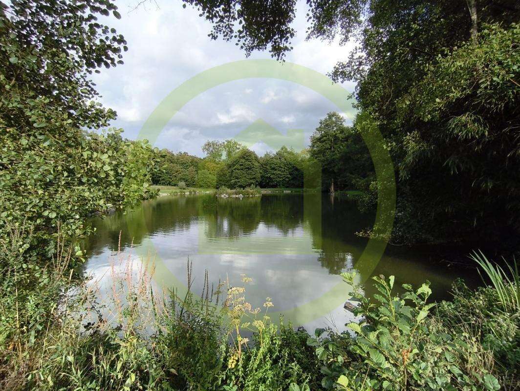 Terrain à LE NOUVION-EN-THIERACHE