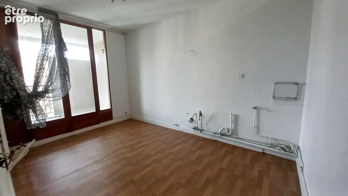 Appartement familial avec balcon au pied du tram - photo 4
