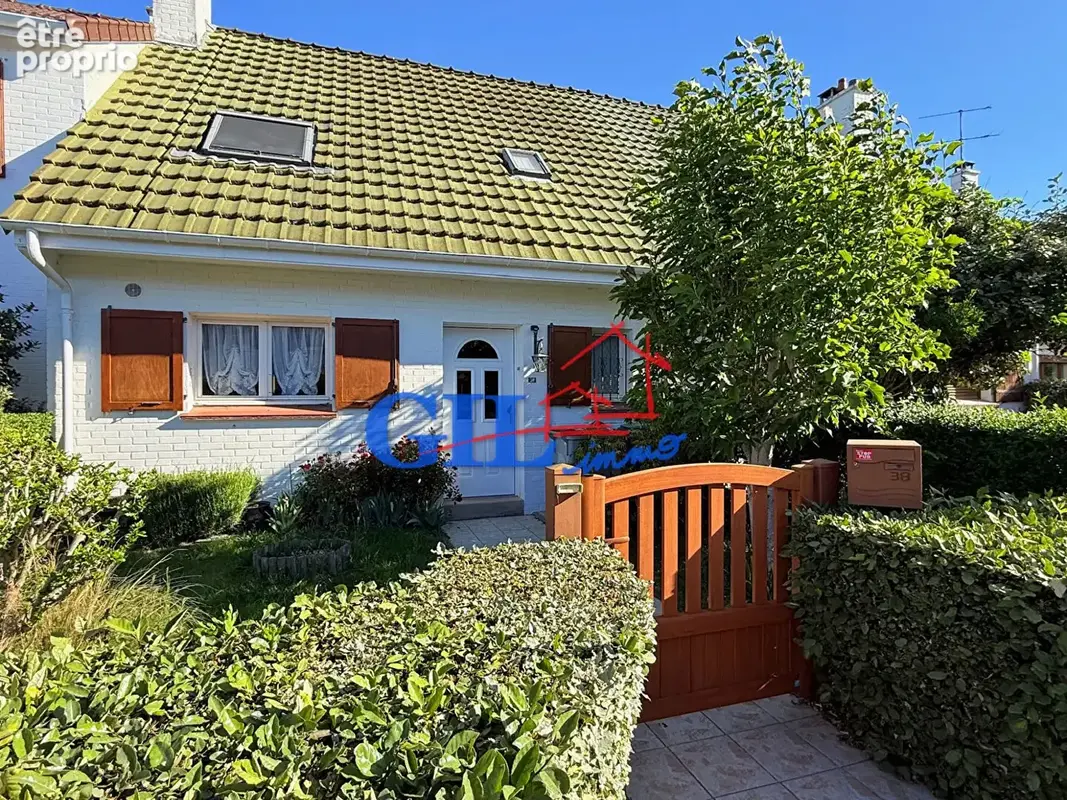 Maison à COMBS-LA-VILLE