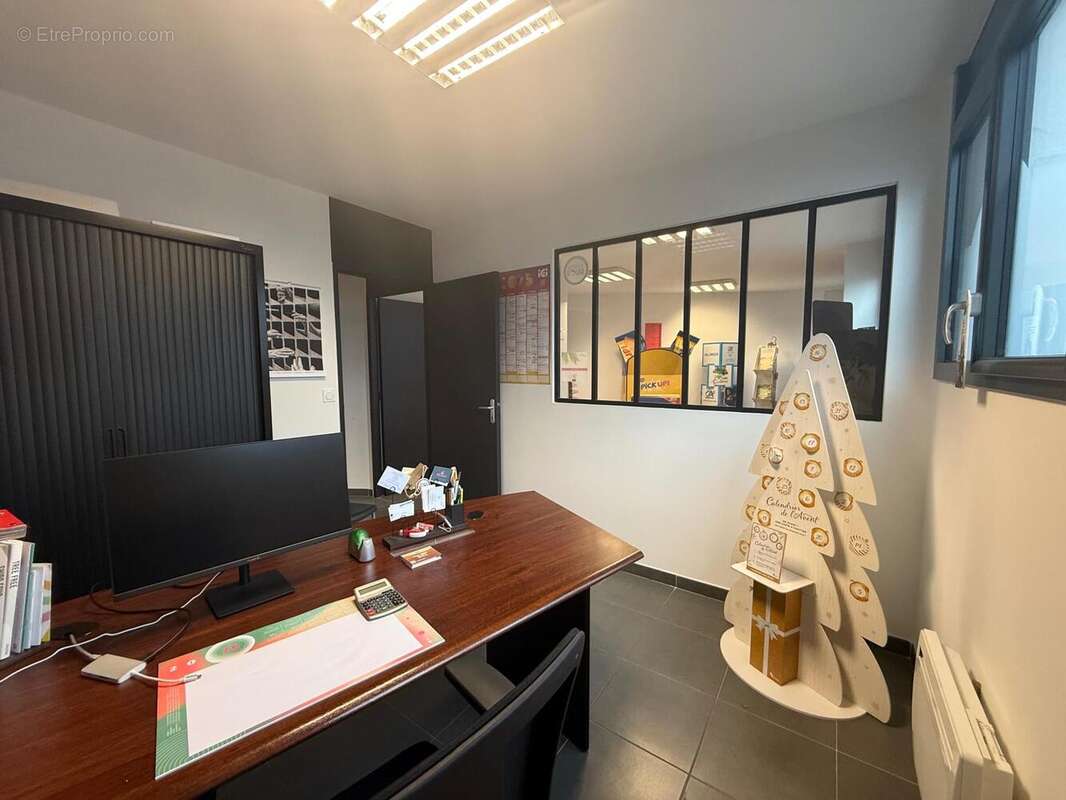 Photo 4 - Commerce à ANGERS