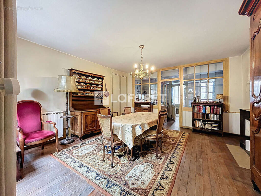 Maison à PONT-DE-VAUX