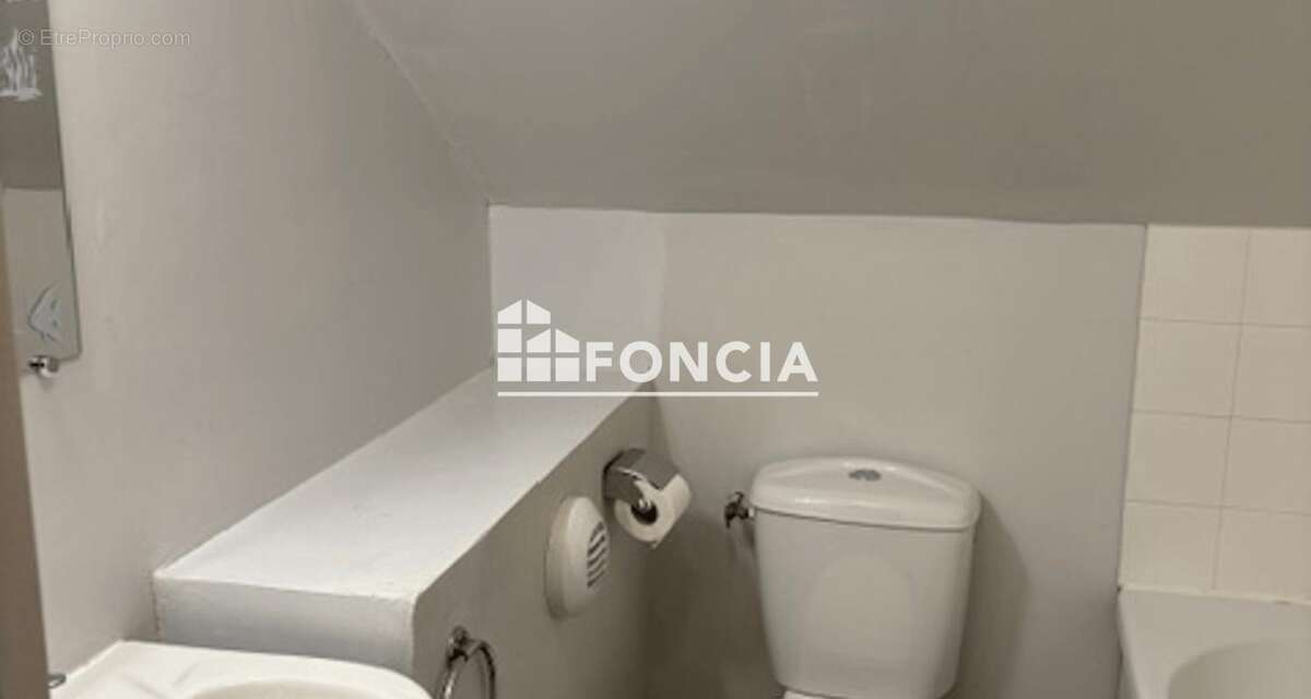 Appartement à SAINT-FRANCOIS-LONGCHAMP