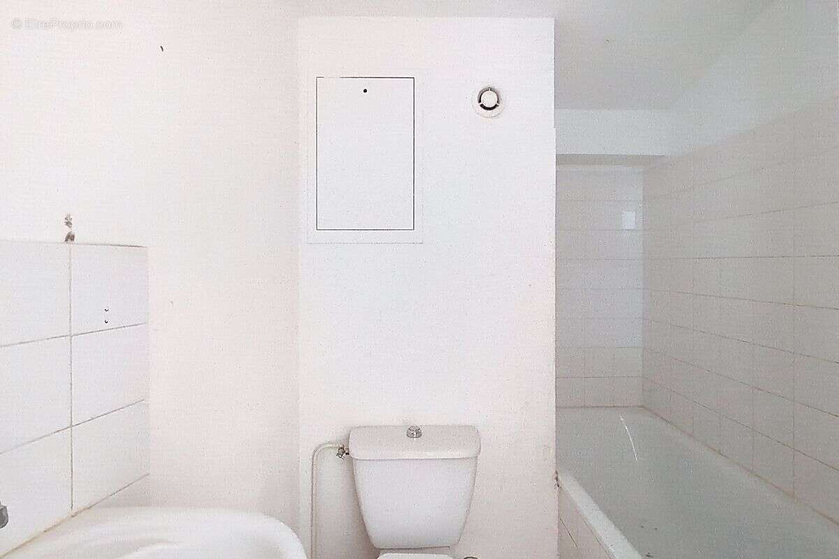 Appartement à L'ARBRESLE
