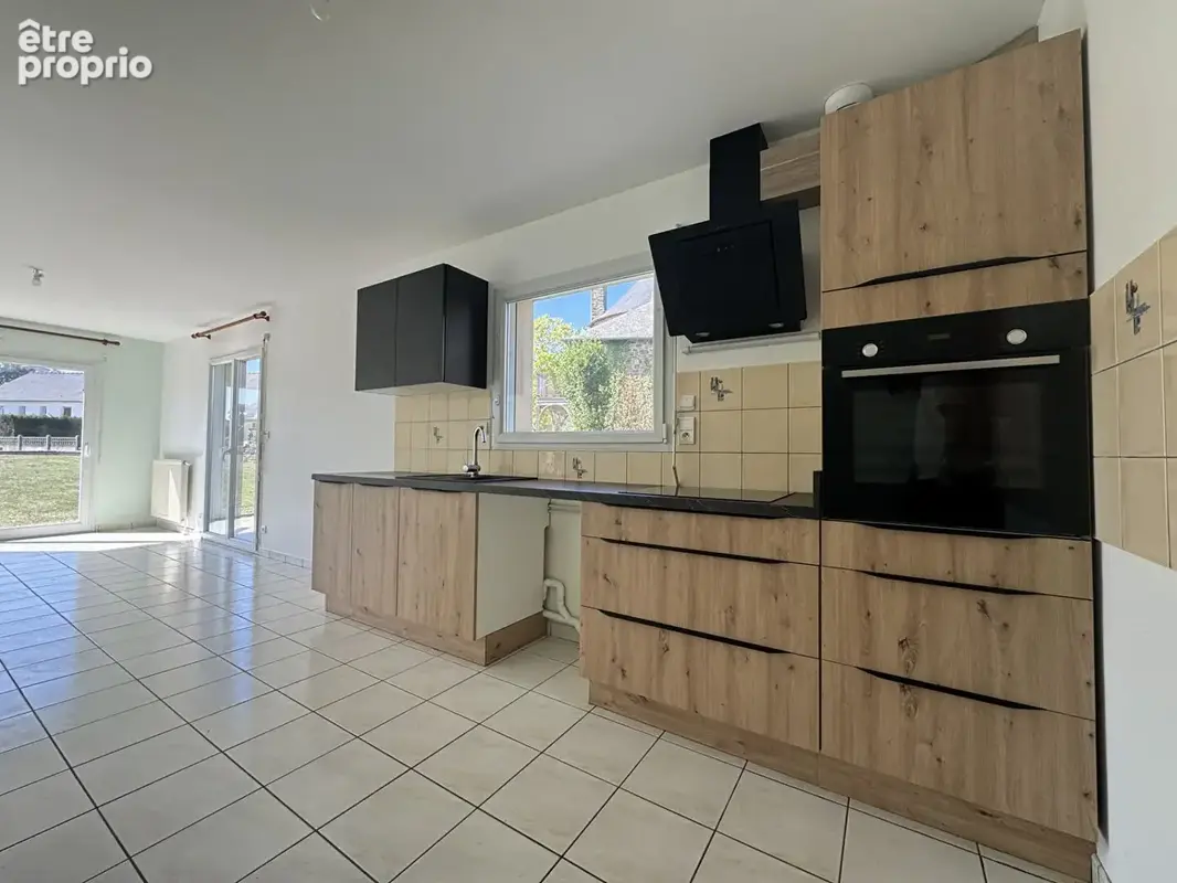Maison familiale à Saint-Rémy du plain, 110 m² avec jardin de 1052 m² et grand garage - photo 8