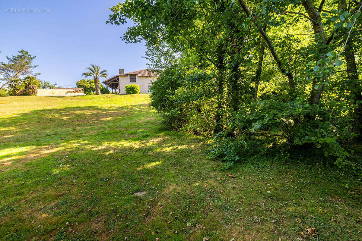 Maison à AIRE-SUR-L'ADOUR