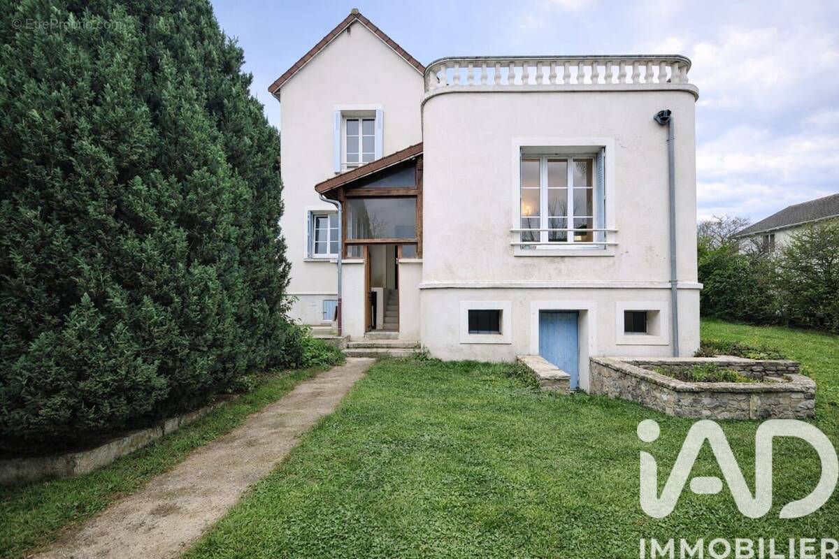 Photo 1 - Maison à LA FERTE-SOUS-JOUARRE